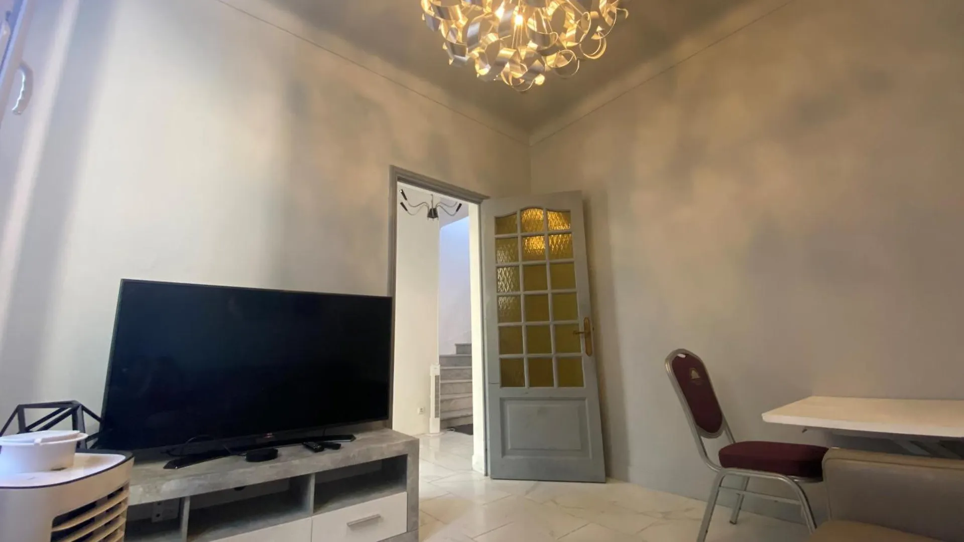 Apartamento Charming House Near Center Niza
